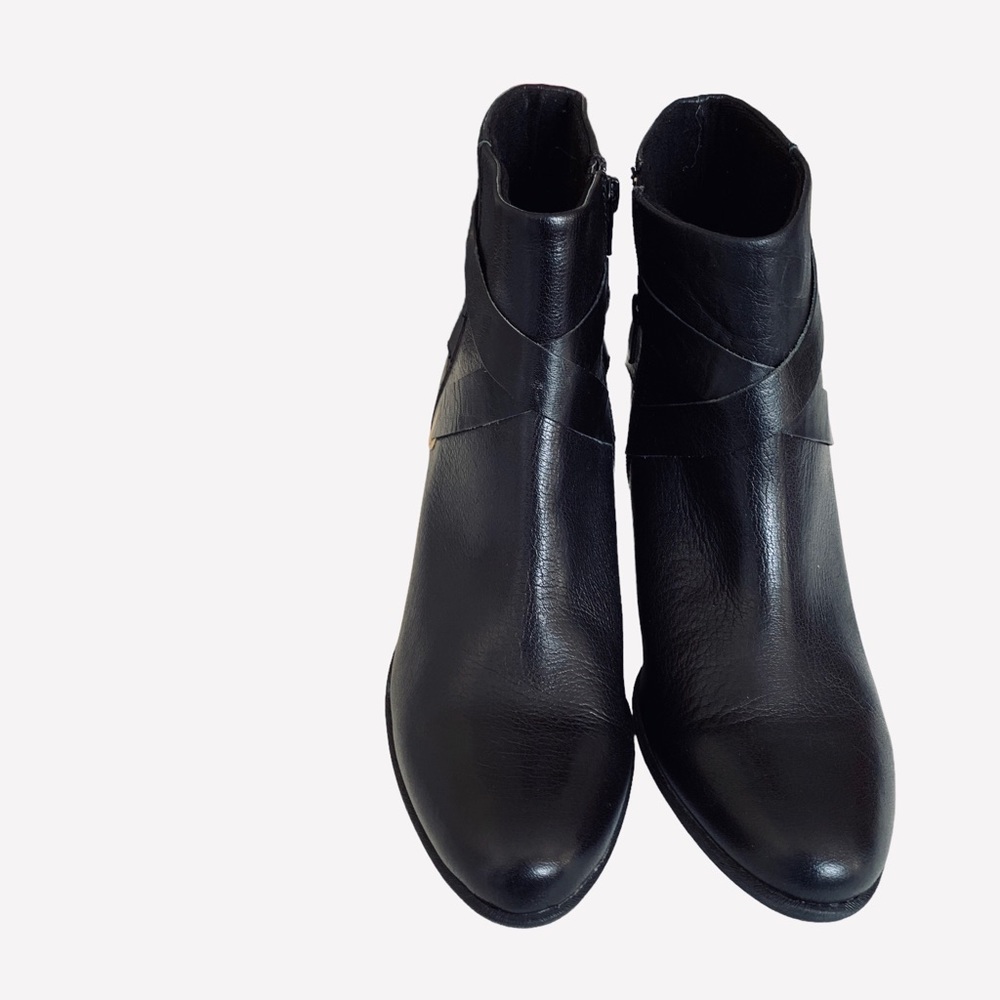 B.O.C BLACK LEATHER ANKLE BOOTS - Picture 4 of 15